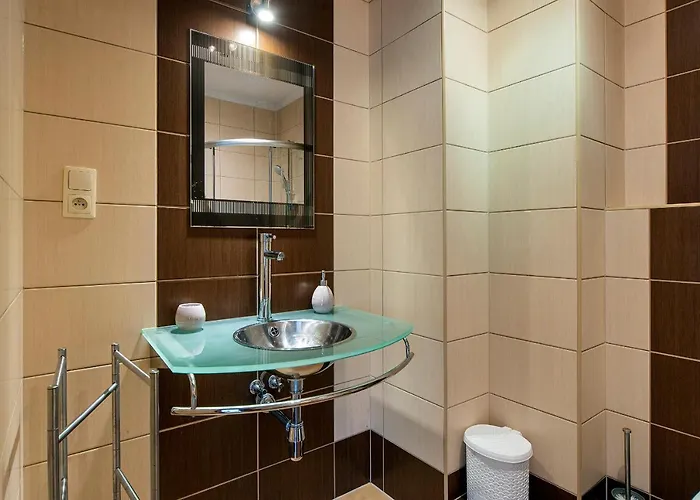 Sun & Nadrzeczna 2b Centrum