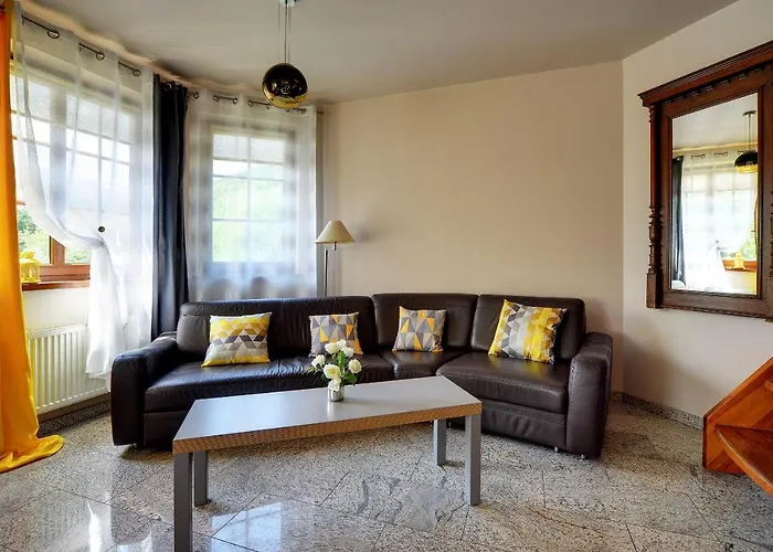 Sun & Nadrzeczna 2b Centrum Apartment *