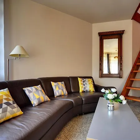 Sun & Nadrzeczna 2b Centrum